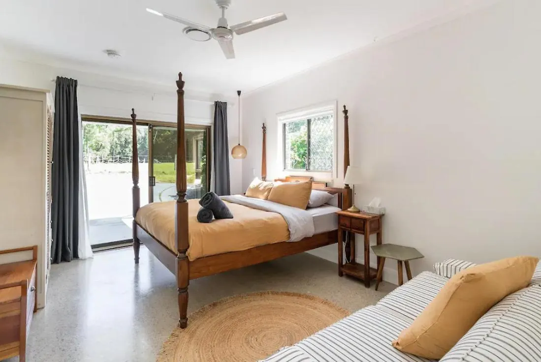 فيلا Bali Ahn Acreage 3 Minutes To Town Pool Aircon Wifi Yandina بيت للعطل